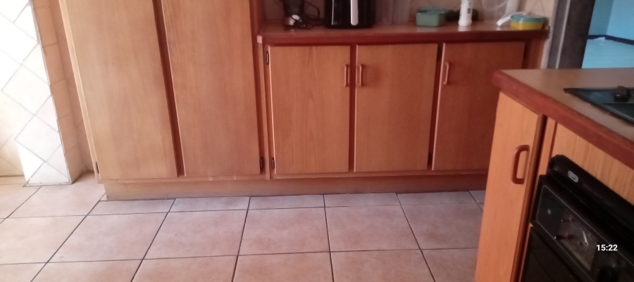 3 Bedroom Property for Sale in Geelhoutpark North West